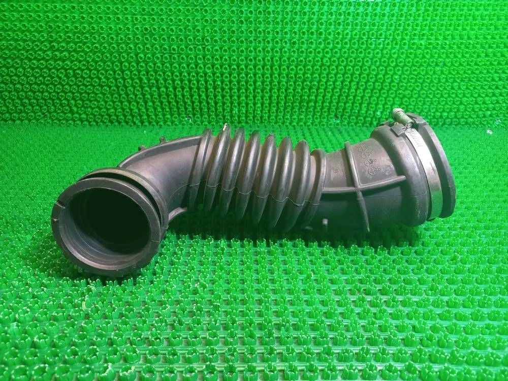 Патрубок воздушного фильтра Opel Mokka I (2012—2016)