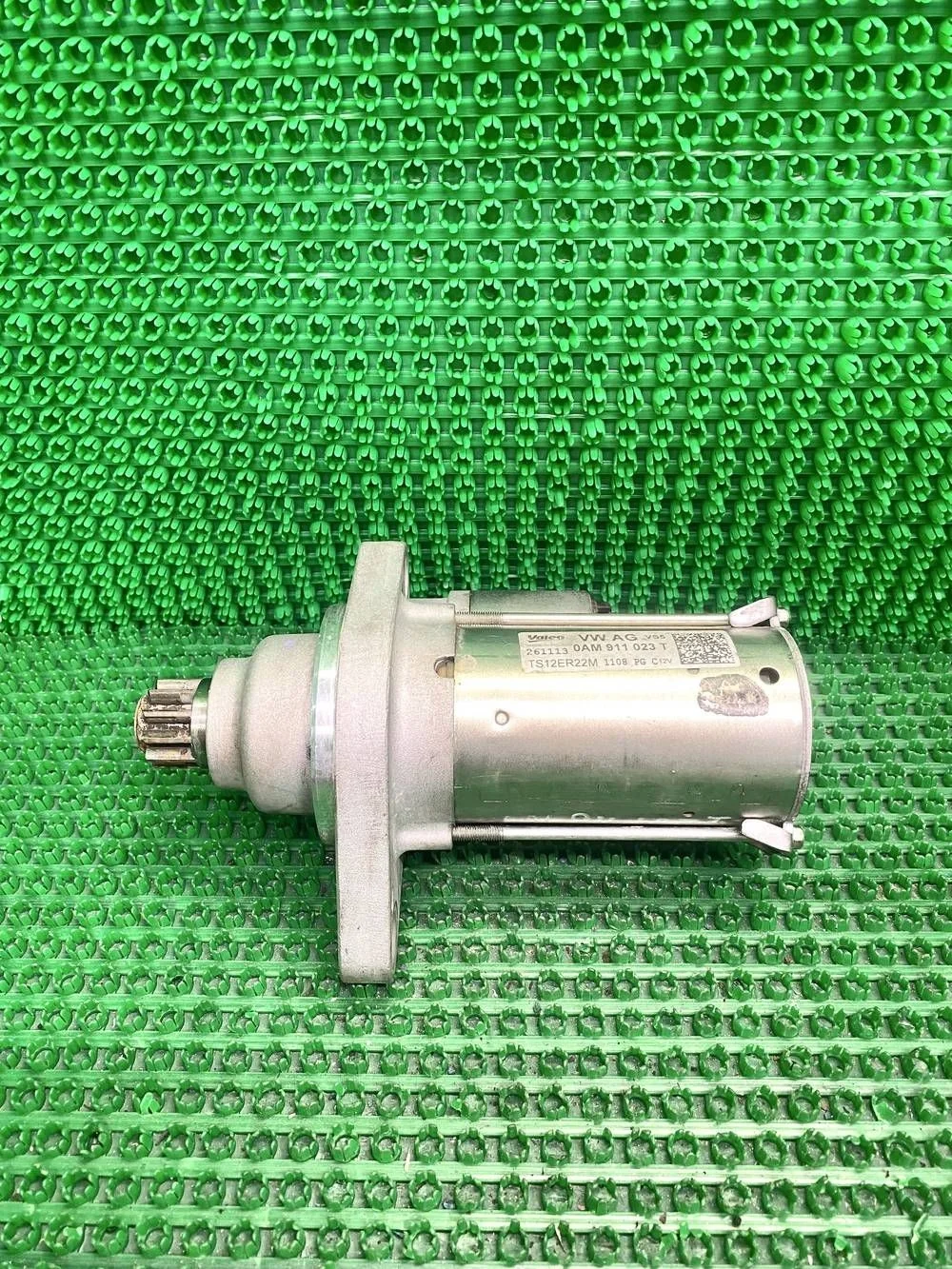 Стартер Volkswagen Passat B7 (2010—2015)