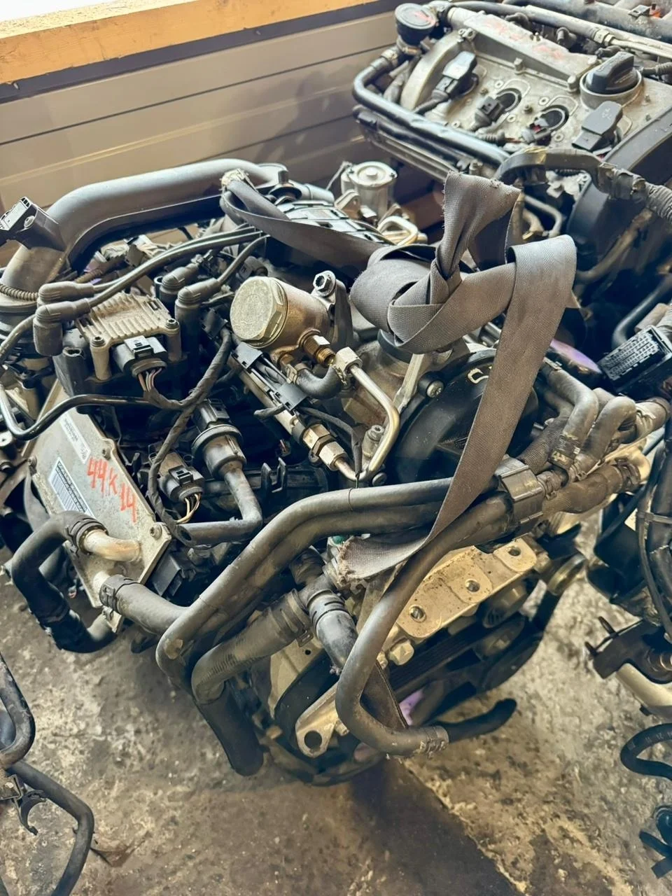 Двигатель с навесным 1.2 cbz (контрактный) VW Golf 5 Plus 2010