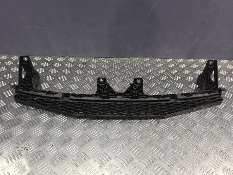 Кронштейн переднего бампера volkswagen Passat CC 2013 3C8807571 358 CDA