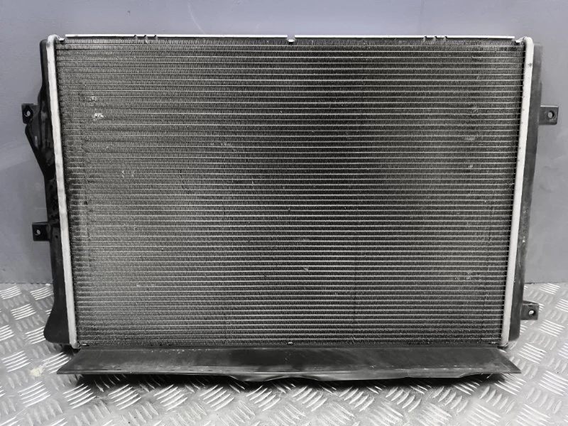 Радиатор основной volkswagen Passat 2010 1K0121251L B6 CDA