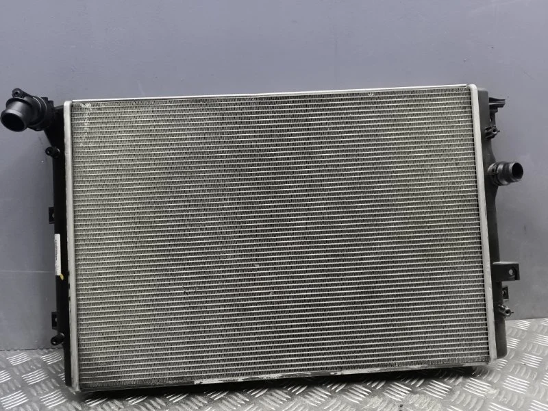 Радиатор основной volkswagen Tiguan 2009 5N0121253L 5N1 CAW