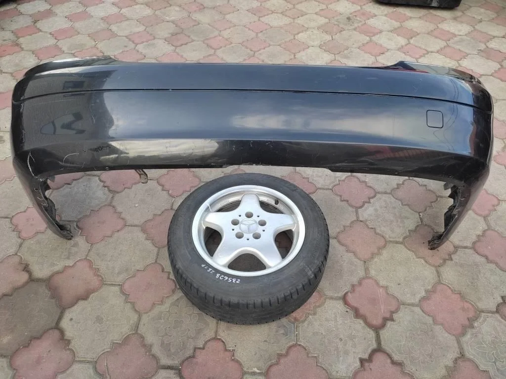 Бампер задний Mercedes-Benz