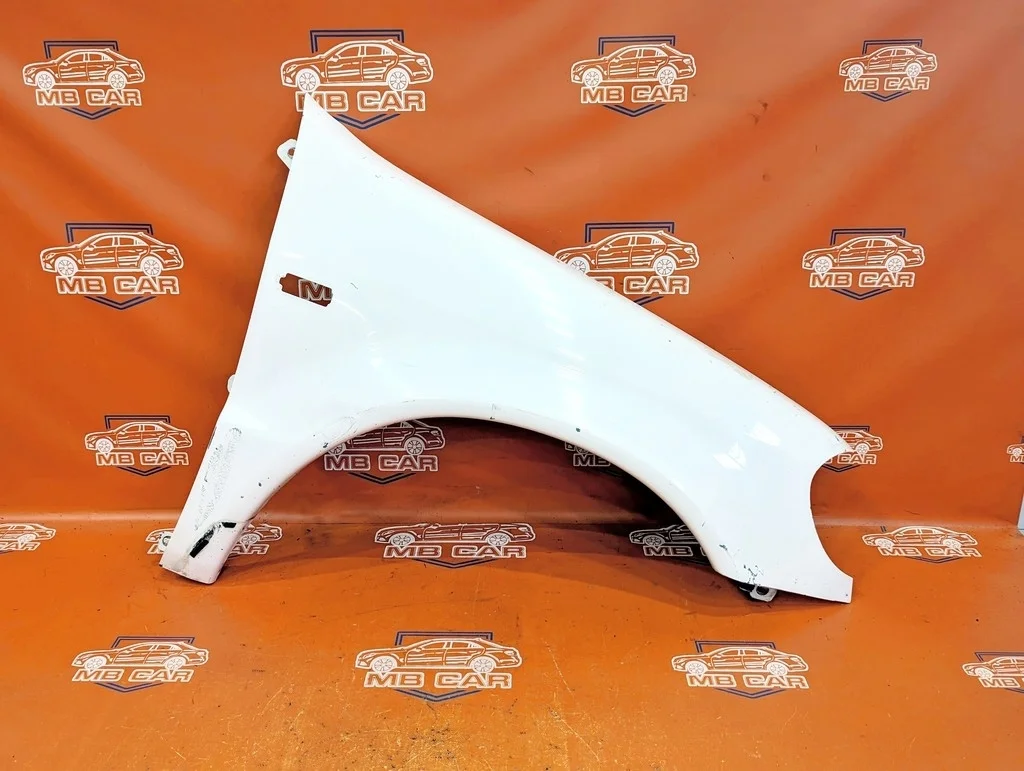 Крыло переднее правое Mercedes-Benz