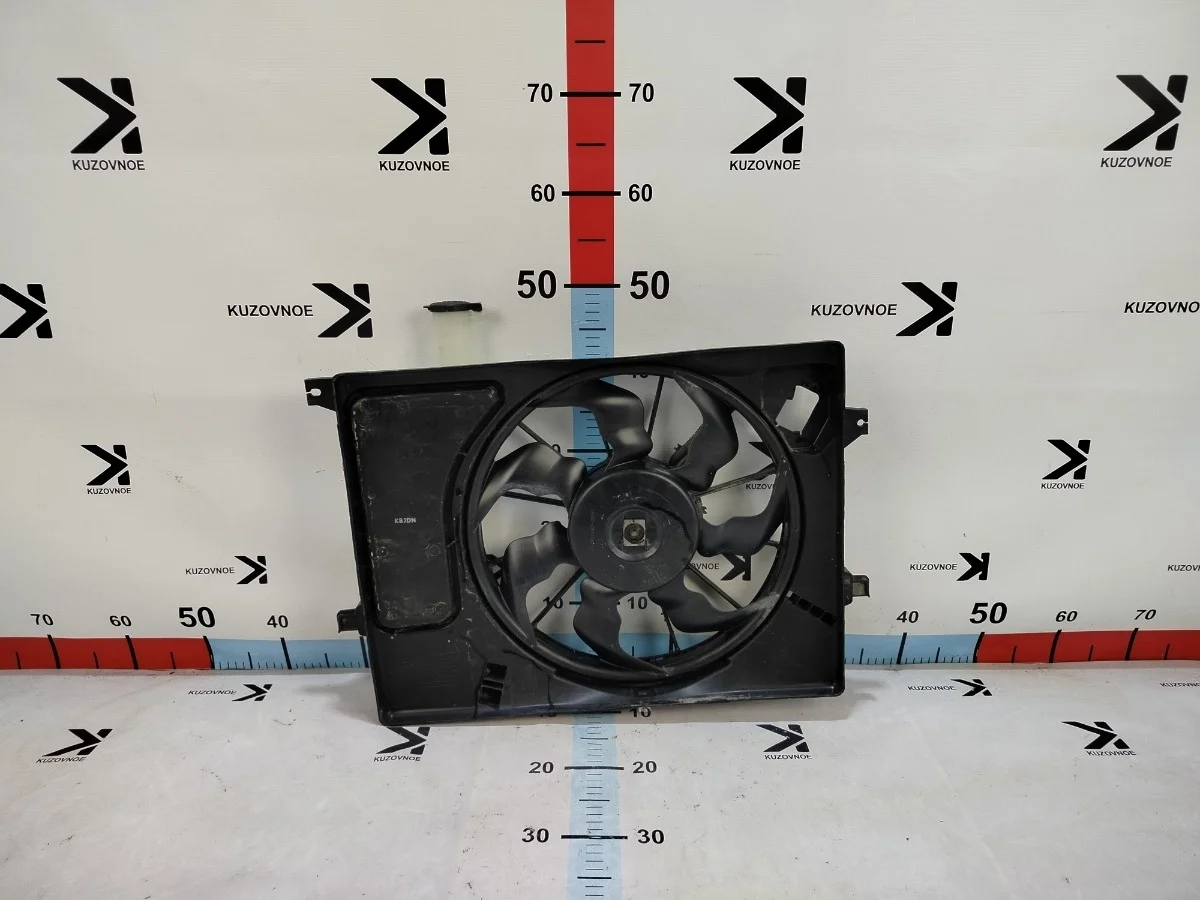 Диффузор радиатора (крыльчатка) Kia Cerato 2015 YD