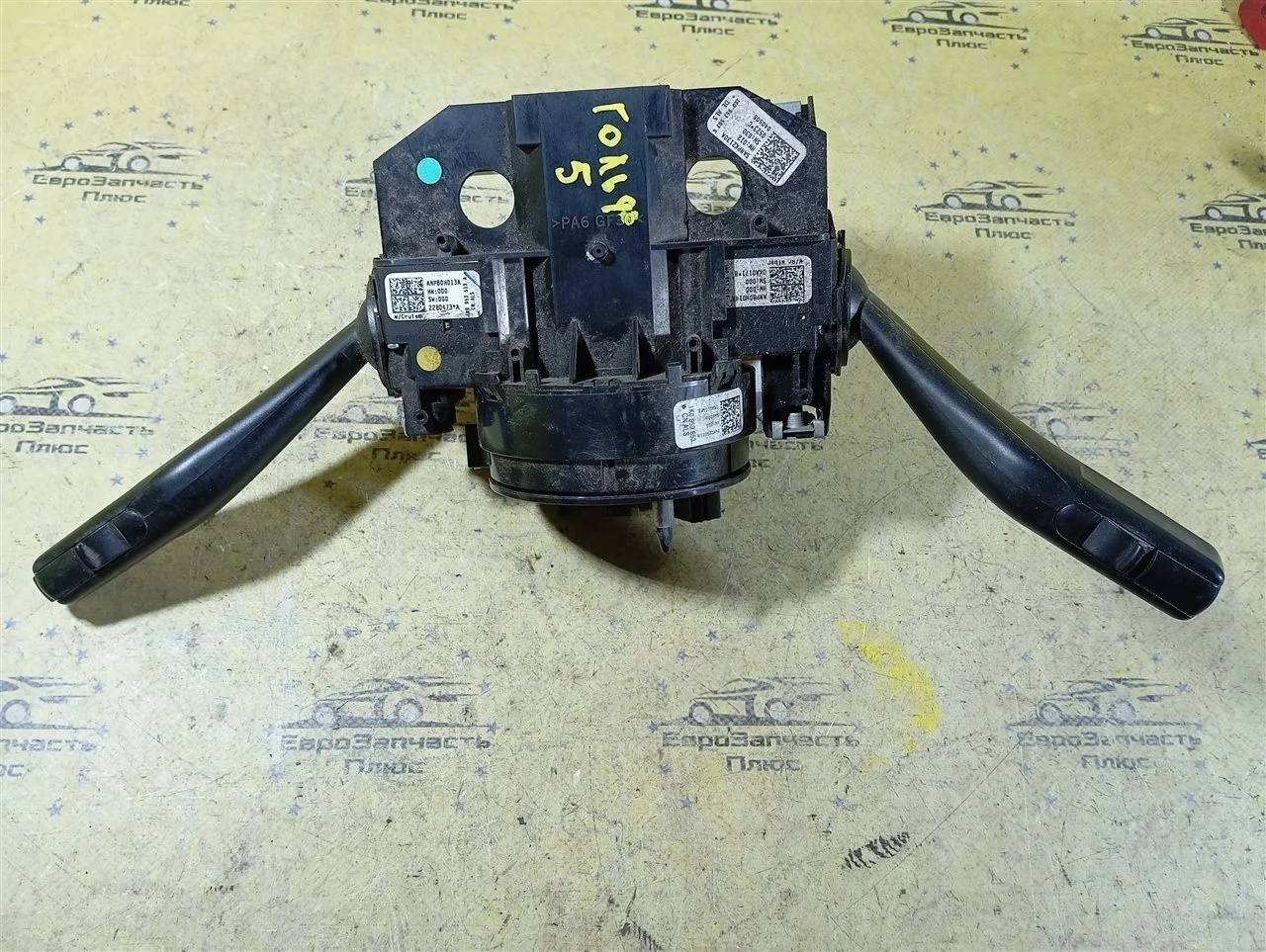 Подрулевой переключатель Volkswagen Golf 5 1K0959653 MK5