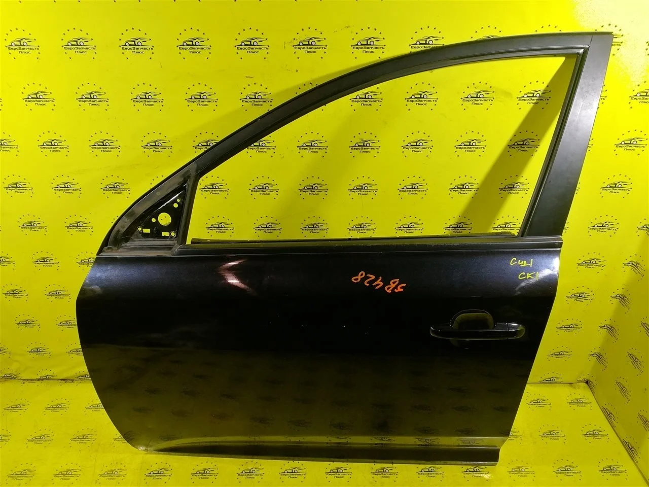 Дверь Kia Ceed 1 760031H000 ED, передняя левая