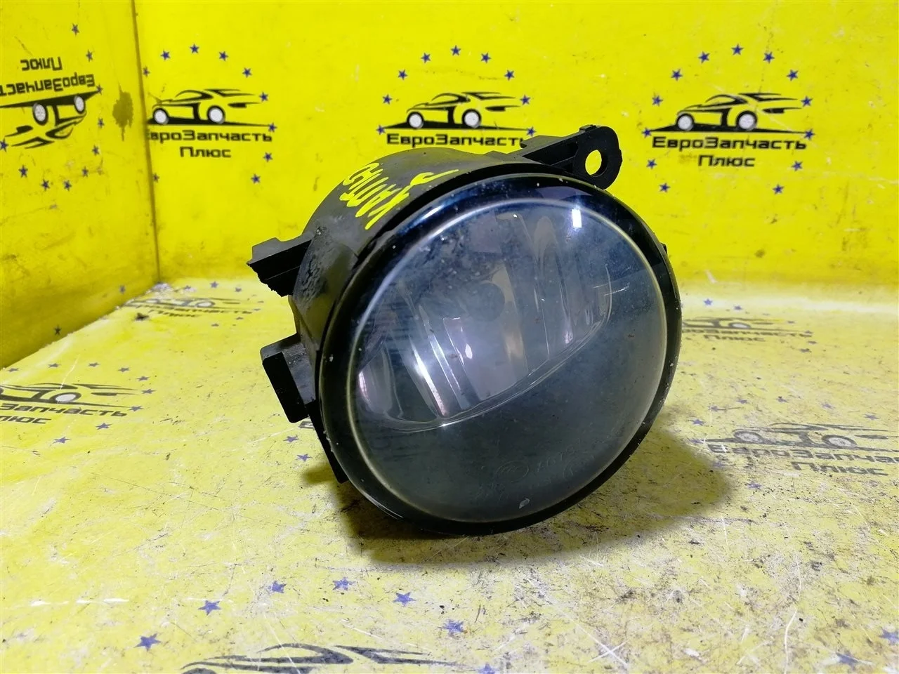 Фара противотуманная Renault Kaptur 261558707R J5, передняя правая