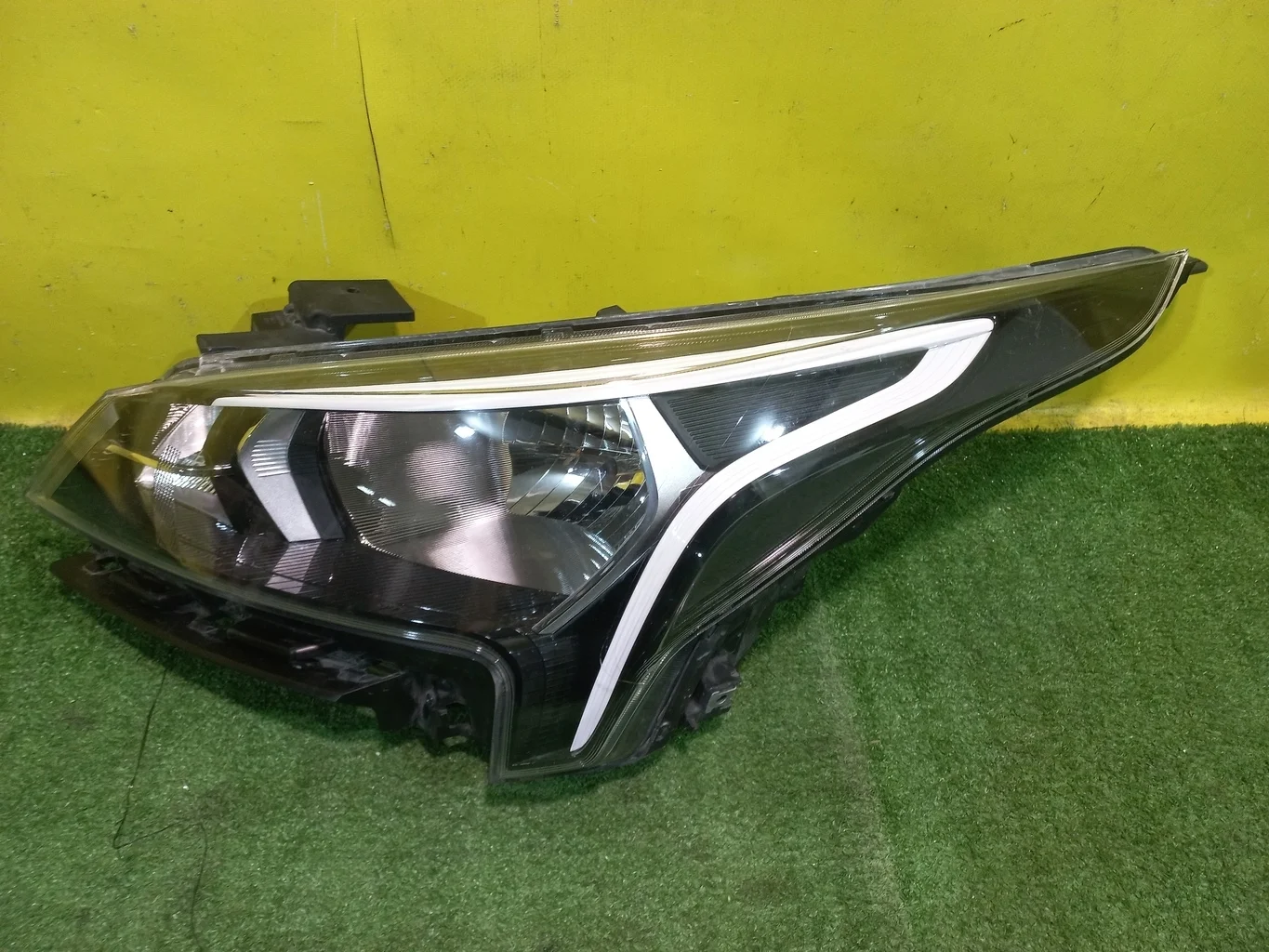 Фара левая  Kia RIO 4 FB 2020 92101H0500 35452