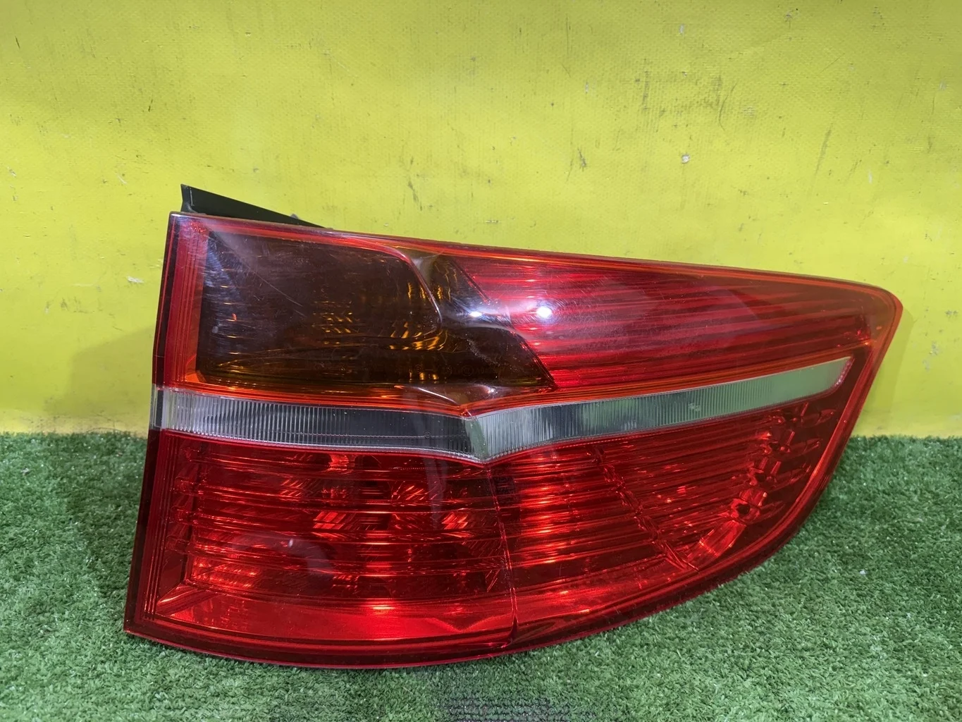Фонарь задний наружный правый  BMW X6 E71 2008 63217179984 42160