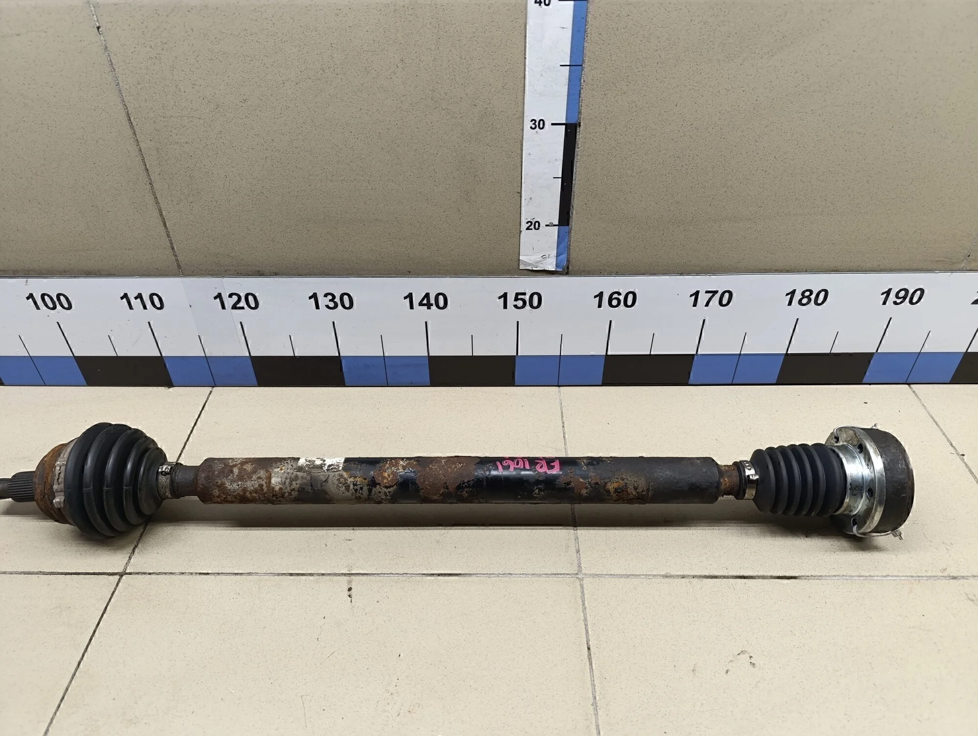 Полуось передняя правая A3 (8L1) 1996-2003