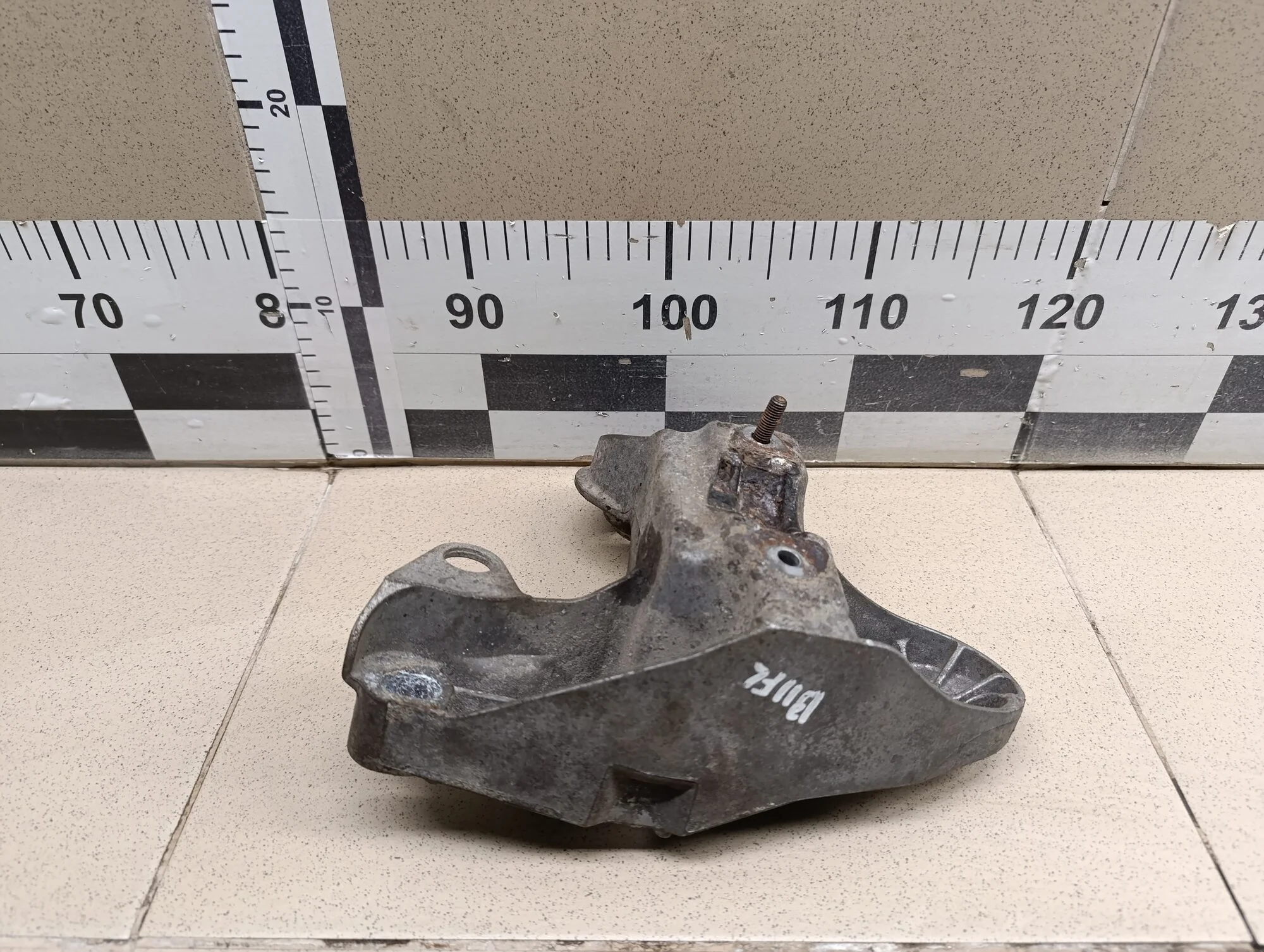 Кронштейн опоры двигателя A4 [B5] 1994-2000