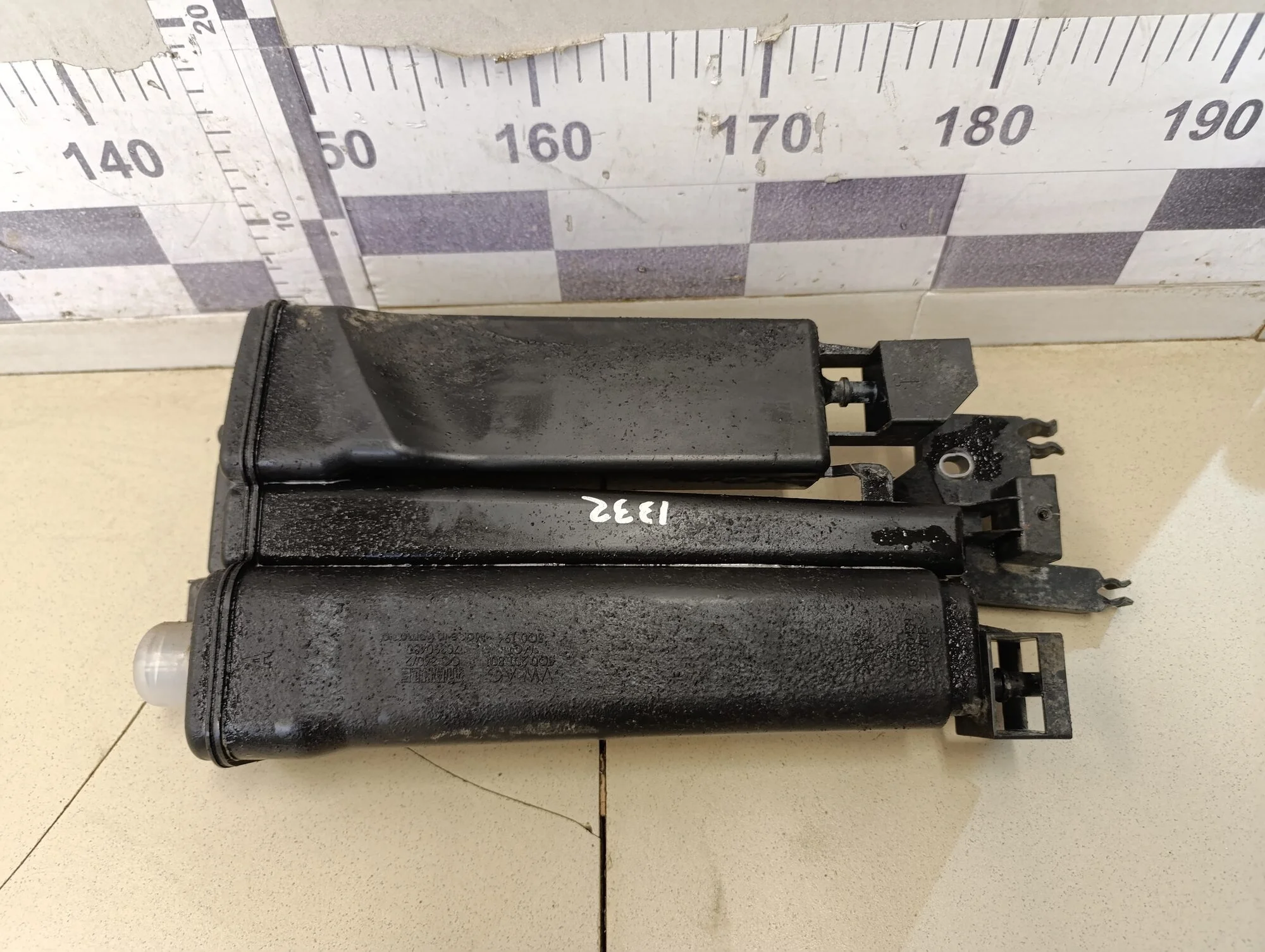 Абсорбер (фильтр угольный)  Octavia (A7) 2013>