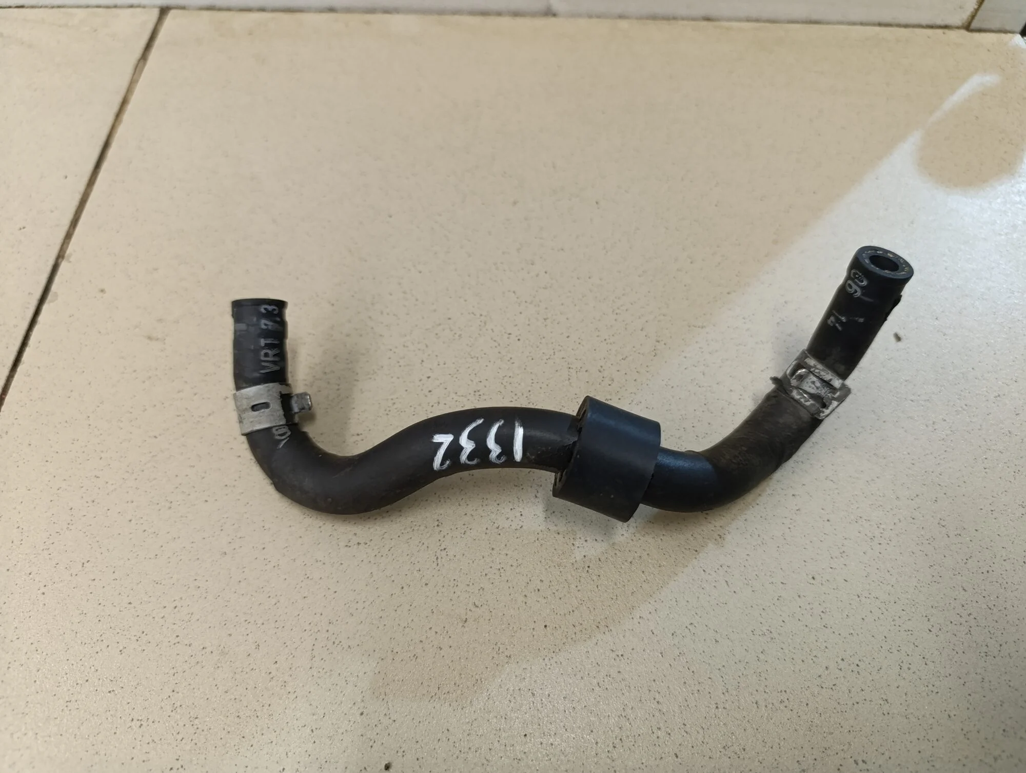 Трубка топливная Octavia (A7) 2013>