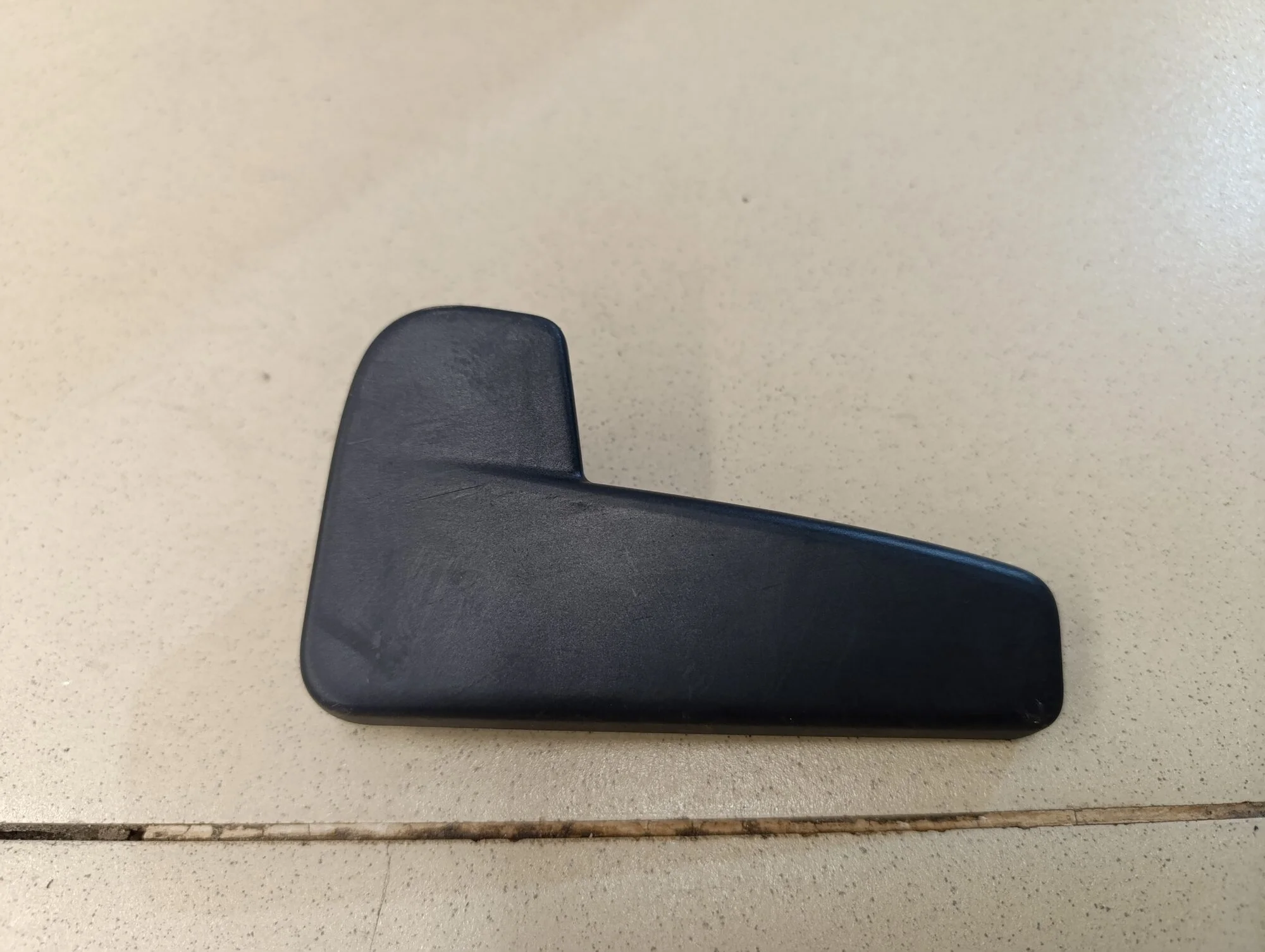 Ручка открывания капота Polo (Sed RUS) 2011>