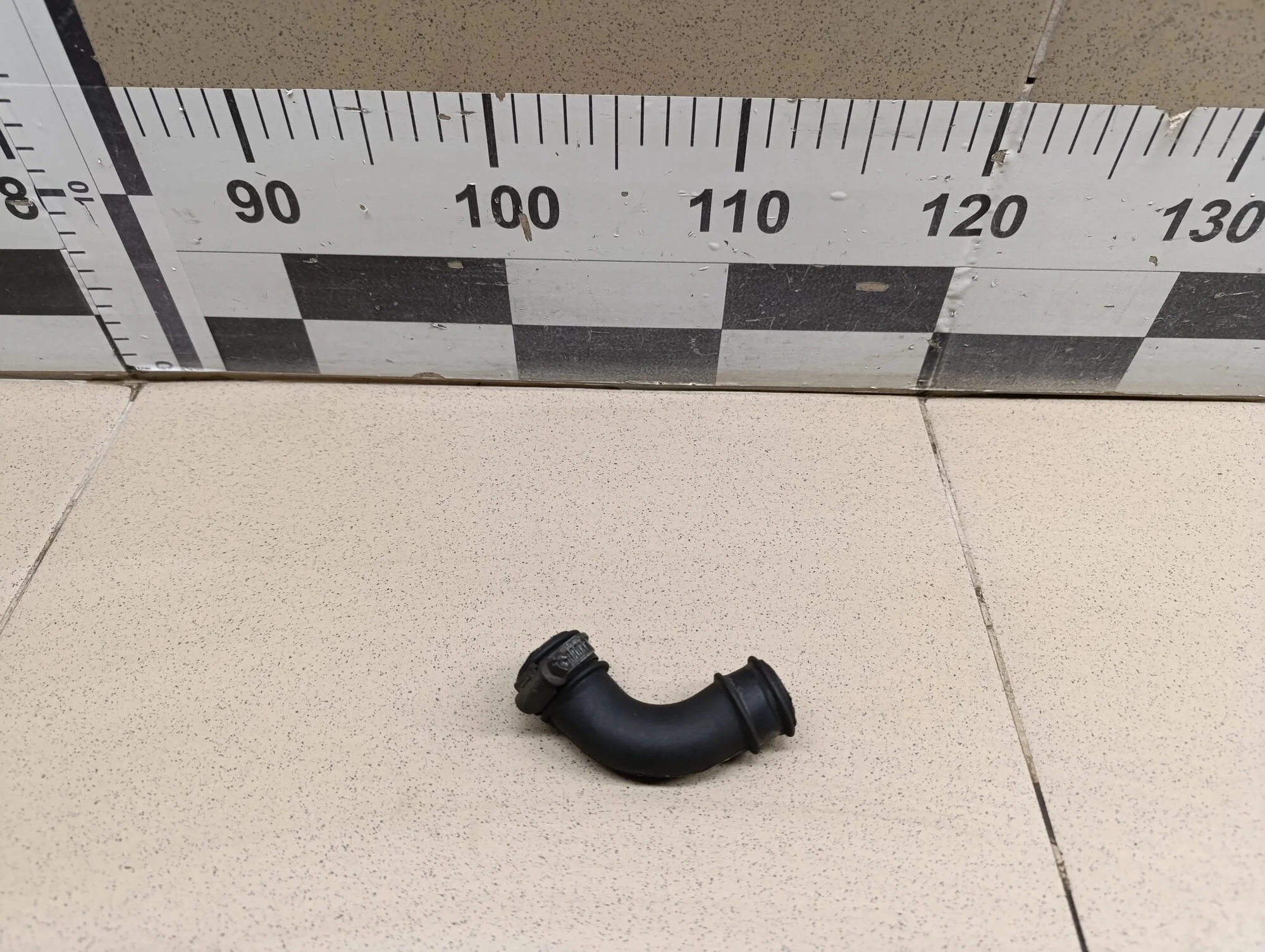 Шланг системы охлаждения Passat [B5] 2000-2005