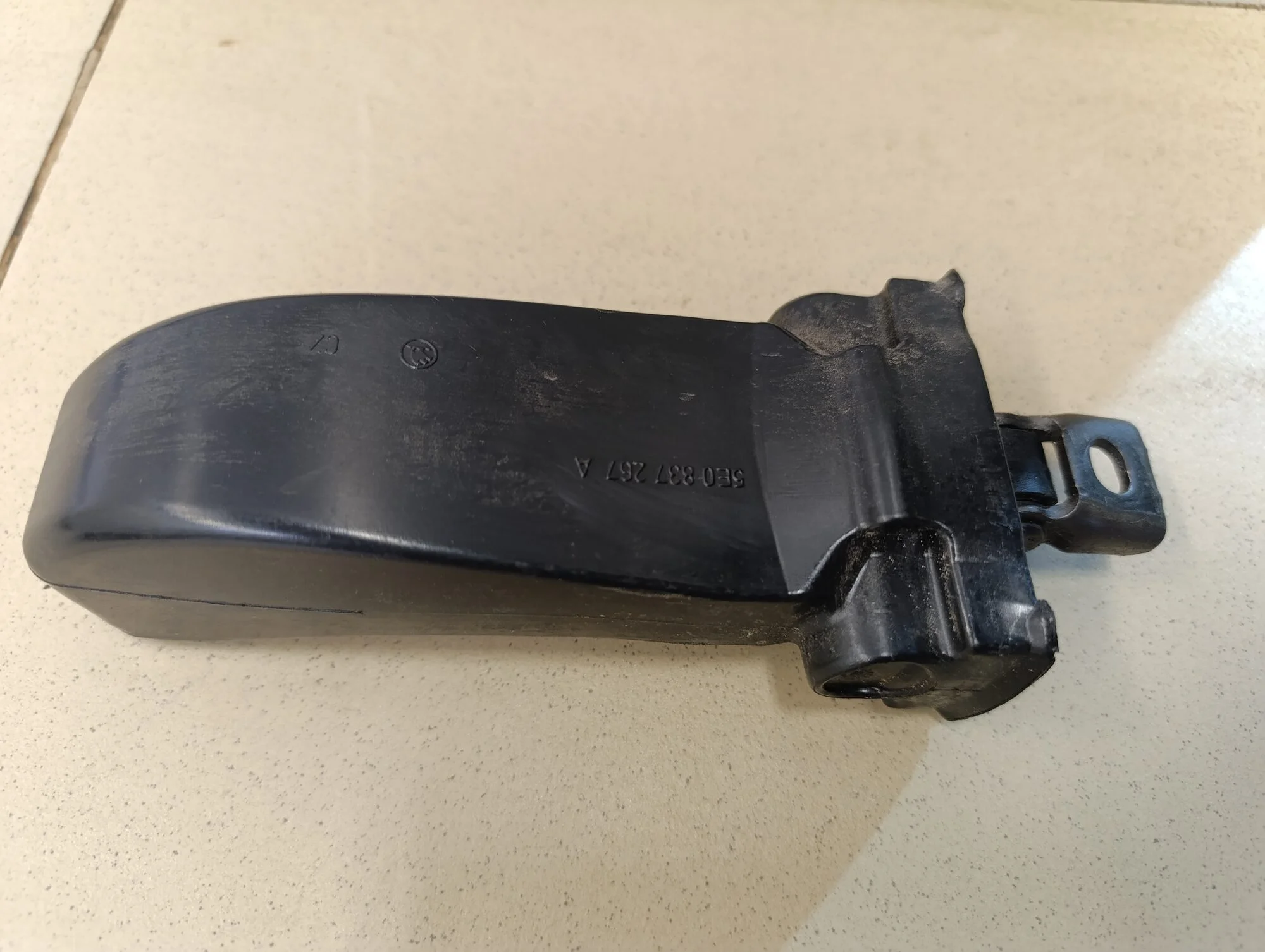 Ограничитель двери Octavia (A7) 2013>