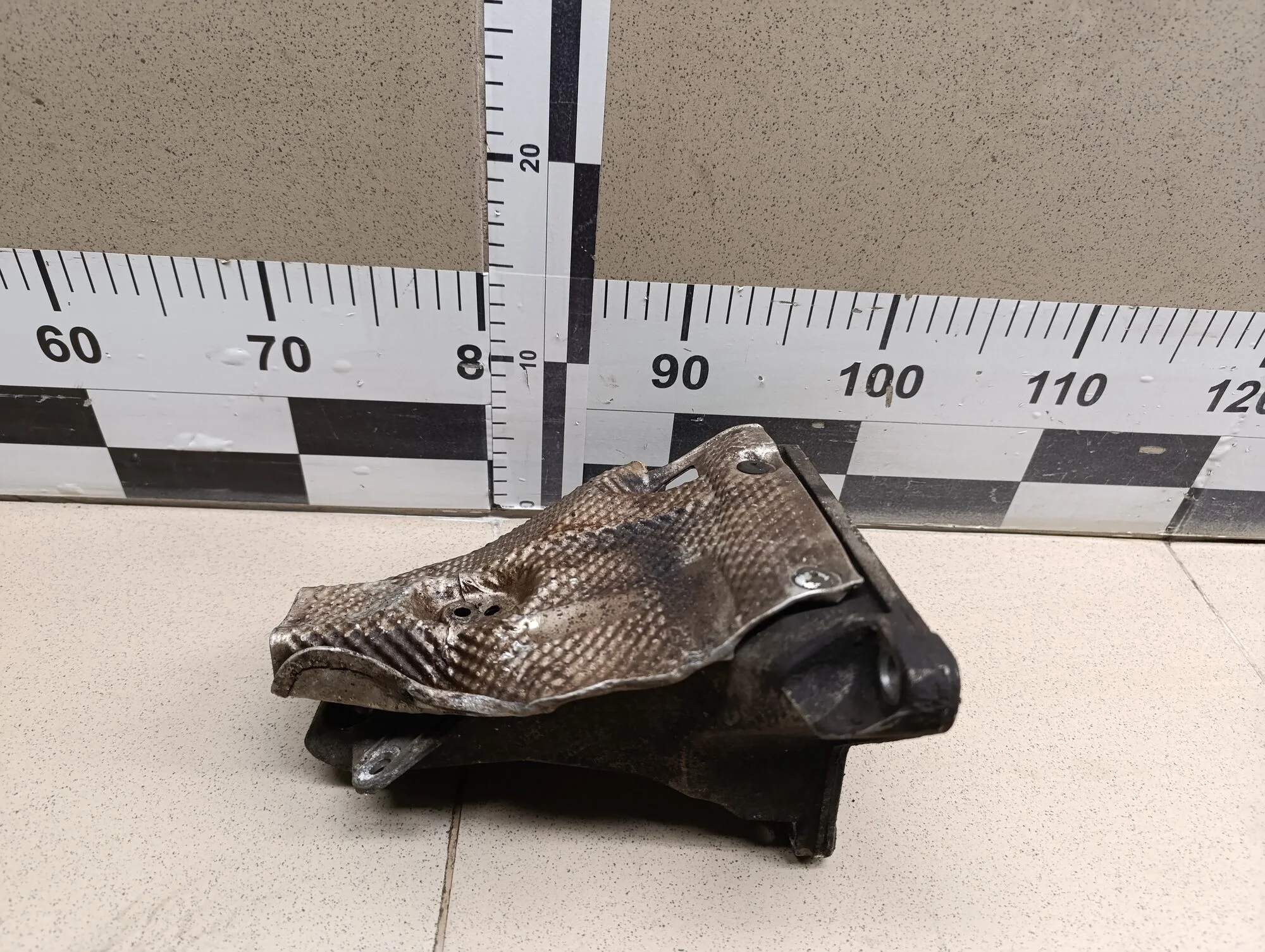 Кронштейн двигателя правый A4 [B5] 1994-2000