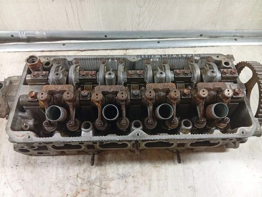 Головка блока цилиндров Mitsubishi Outlander I (2002—2009)