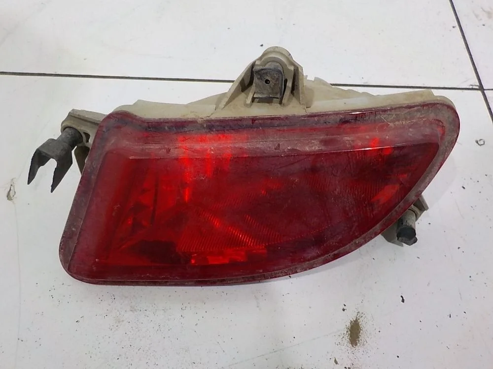 Фонарь задний противотуманный Kia Rio II рестайлинг (2009—2011)  Лево