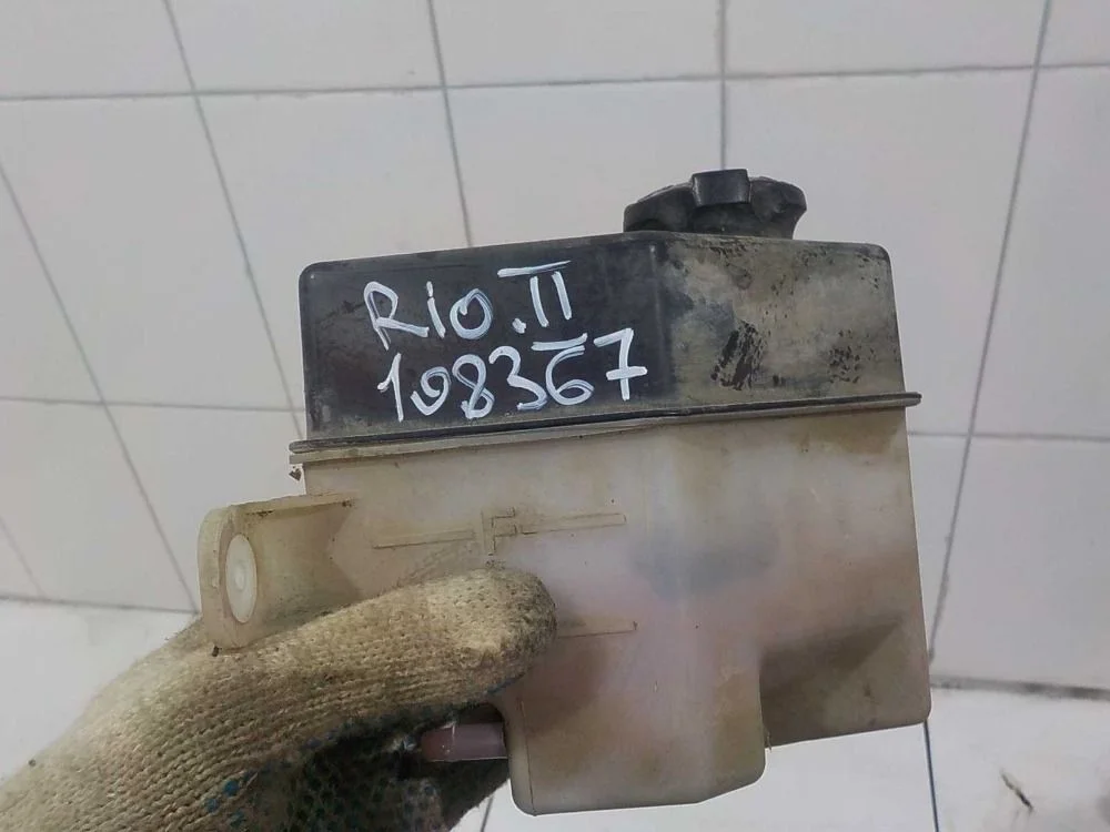 Бачок расширительный Kia Rio II рестайлинг (2009—2011)