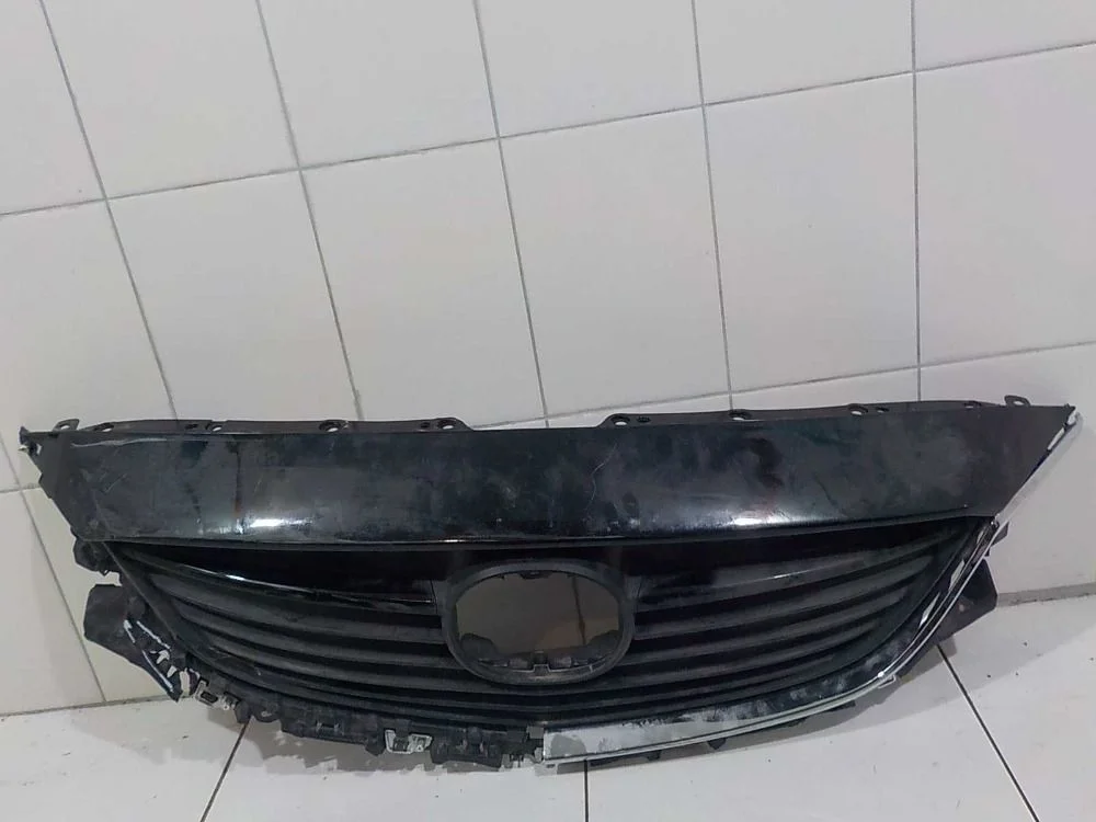 Решетка радиатора Mazda 6 GJ рестайлинг (2015—2018)