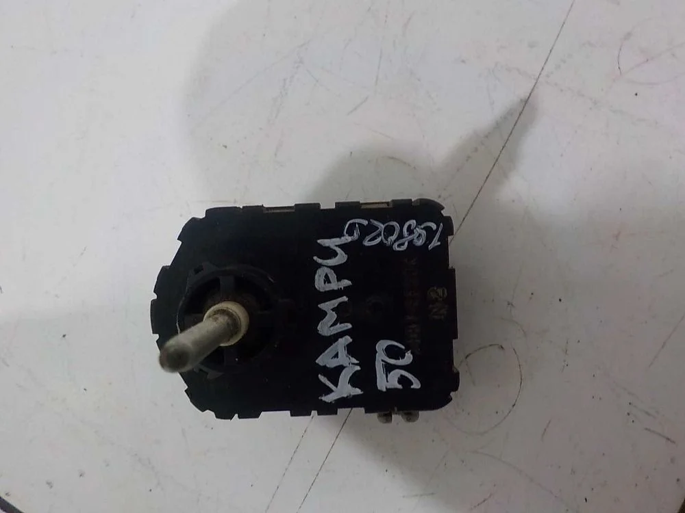 Корректор фары Toyota Camry XV50 (2011—2014)