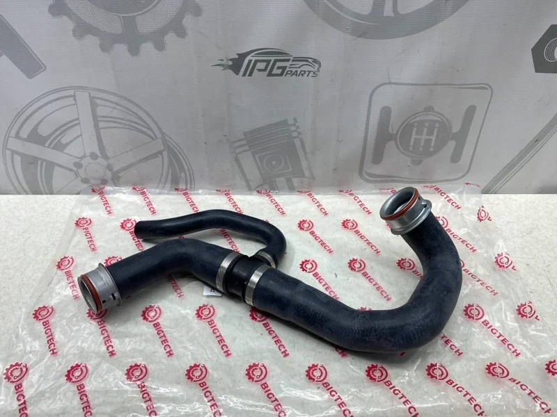 Патрубок ож Mercedes-benz W211