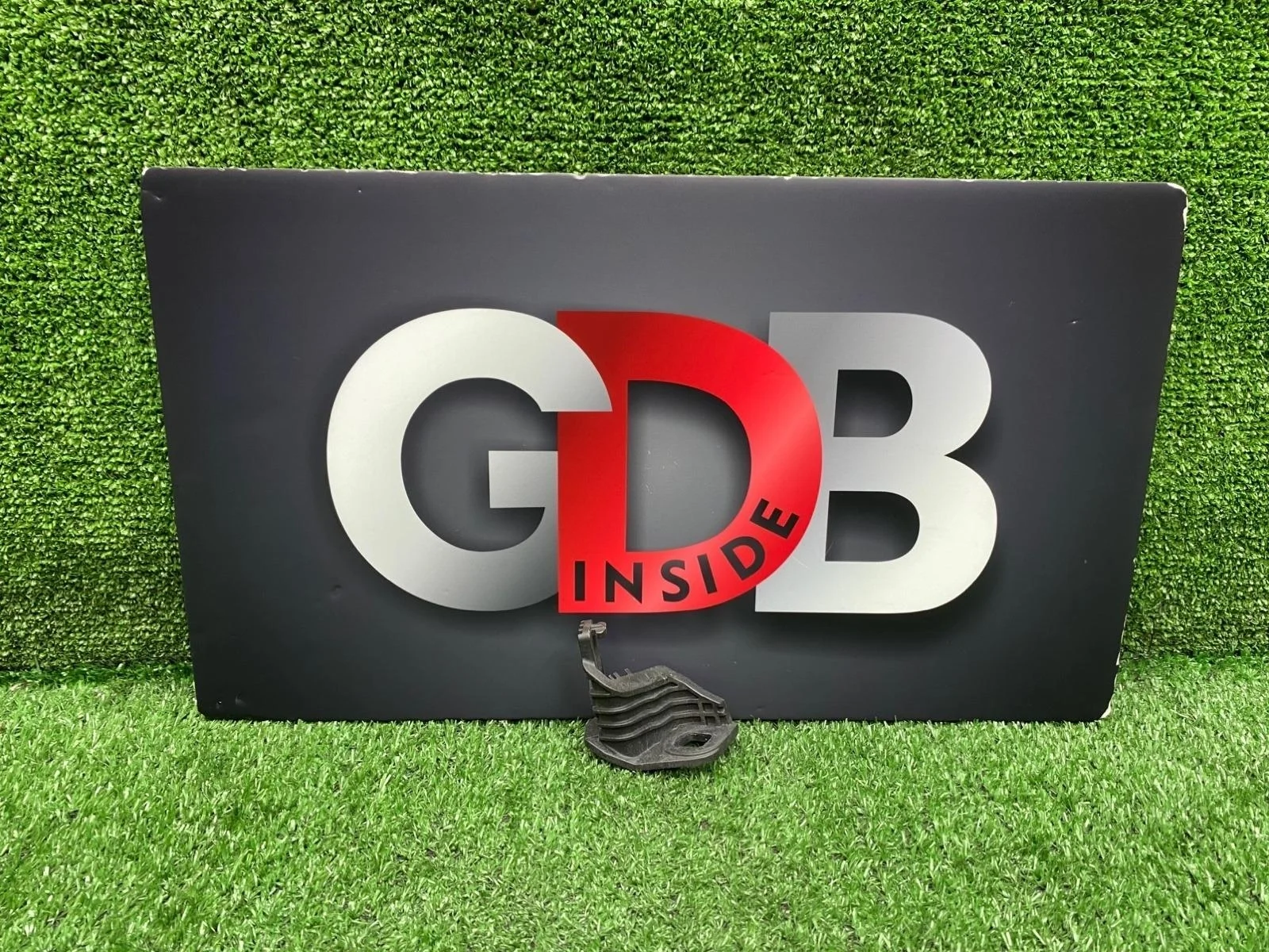 Кронштейн фары BMW 3 series 30.10.2015 51647285597 F30 N47D20C, передний левый