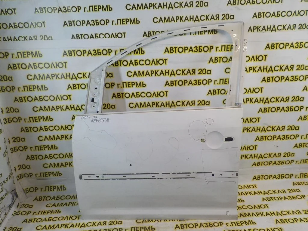 Дверь передняя левая Volkswagen Caddy III (2004—2010)