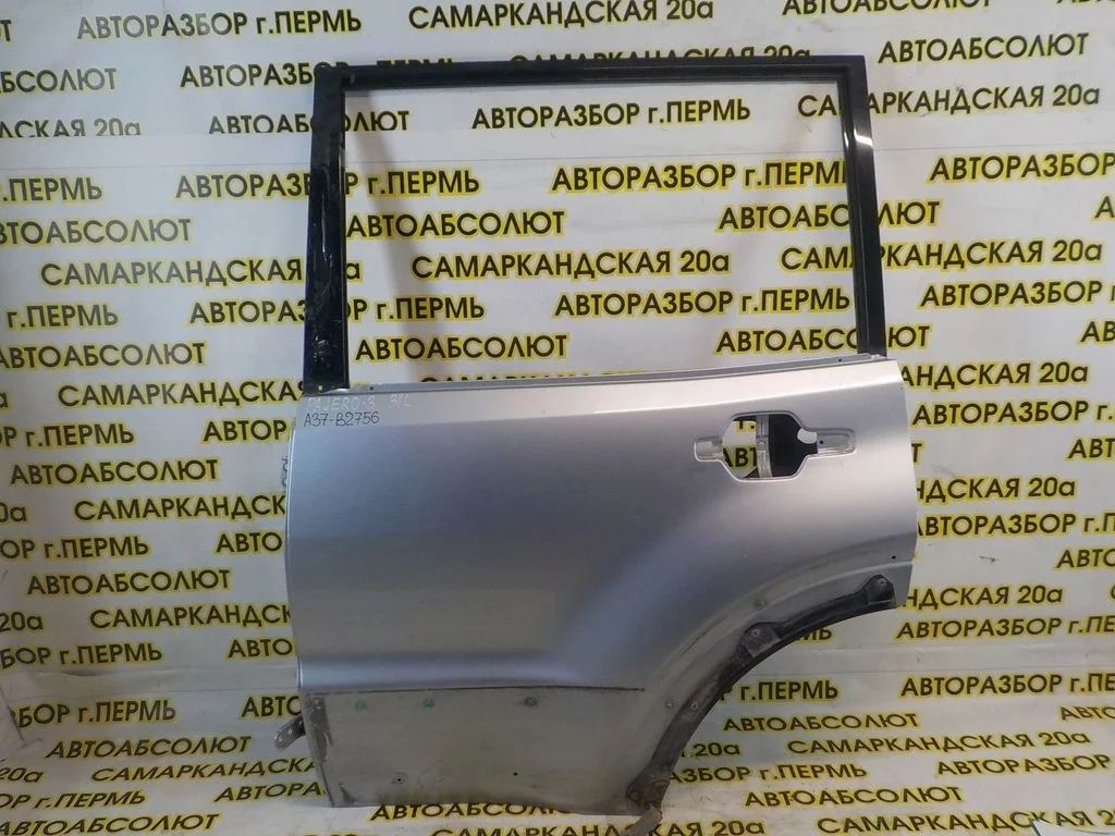 Дверь задняя левая Mitsubishi Pajero III (1999—2003)