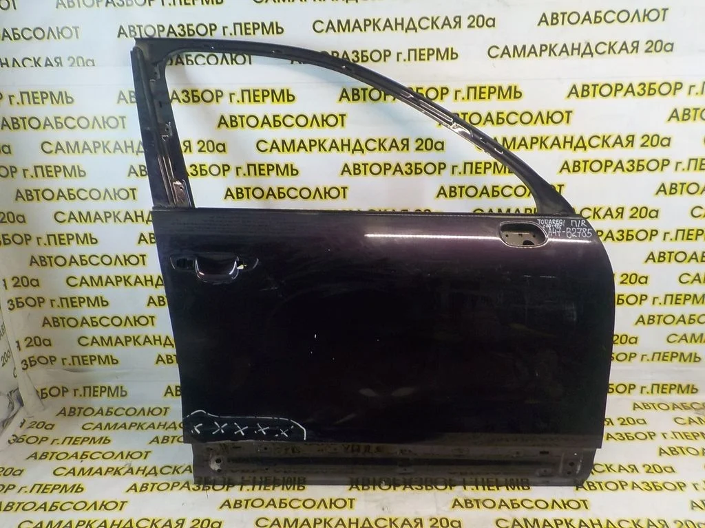 Дверь передняя правая Volkswagen Touareg II (2010—2014)