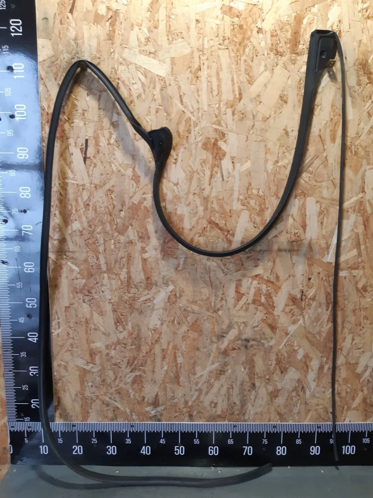 Уплотнитель двери Nissan Pathfinder III рестайлинг (2010—2014) 2012 KL0 - SILVER METALLIC