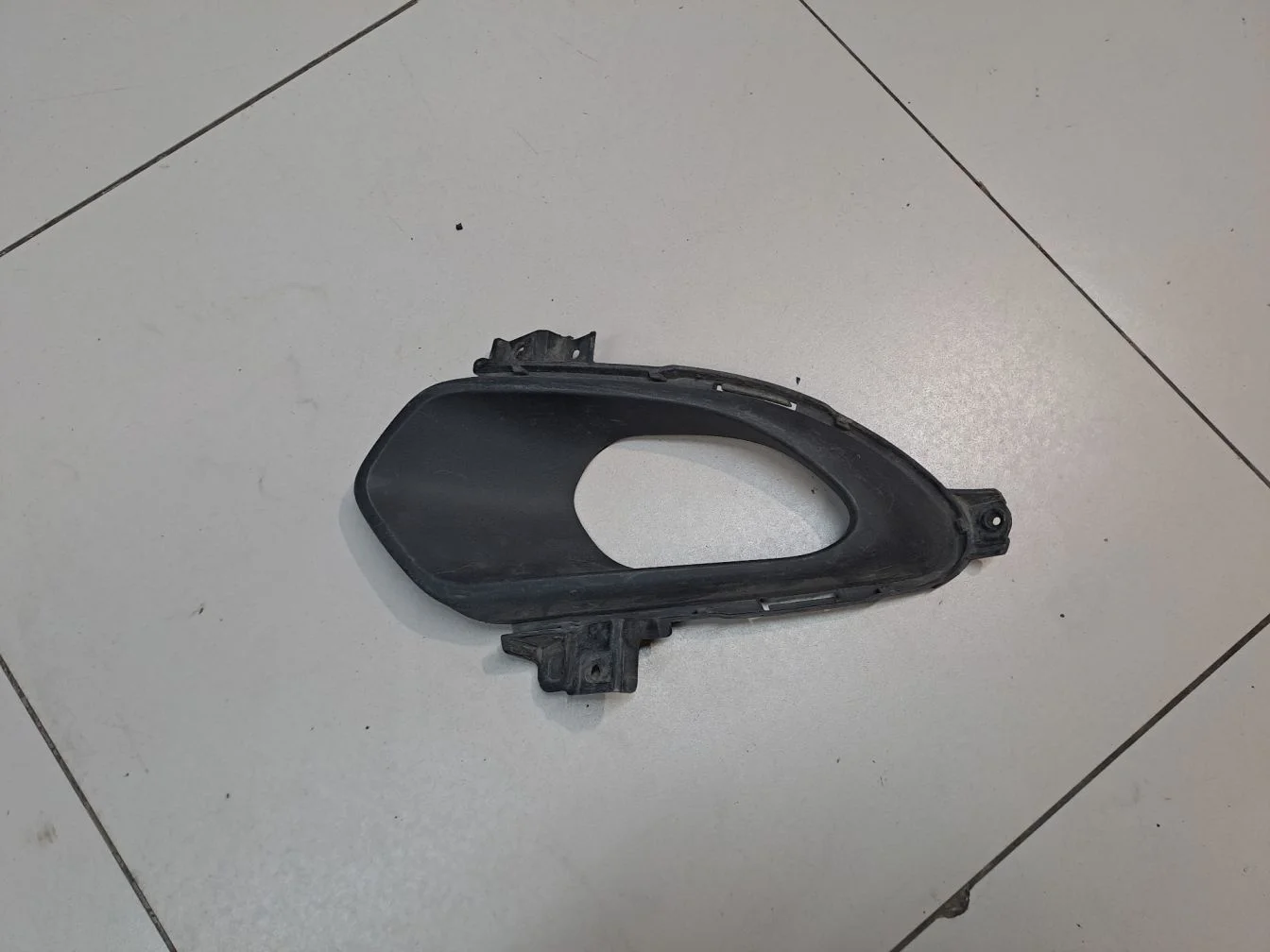 Рамка противотуманной фары левой для KIA Ceed 2012-2018