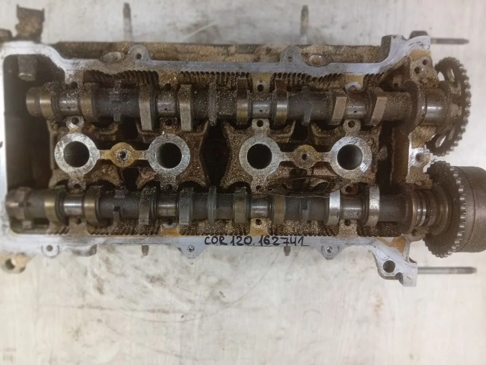 Головка блока цилиндров Toyota Corolla IX (2000—2004)