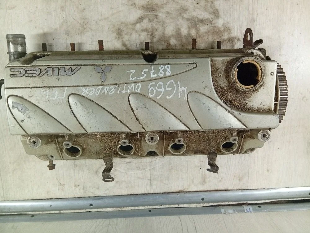 Головка блока цилиндров Mitsubishi Outlander I (2002—2009)