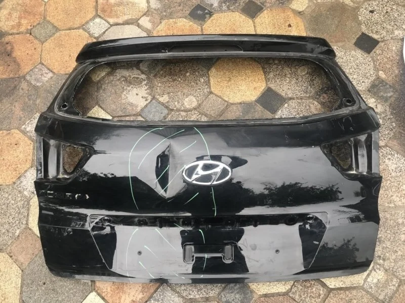 Дверь багажника Hyundai Creta 73700A0000 1