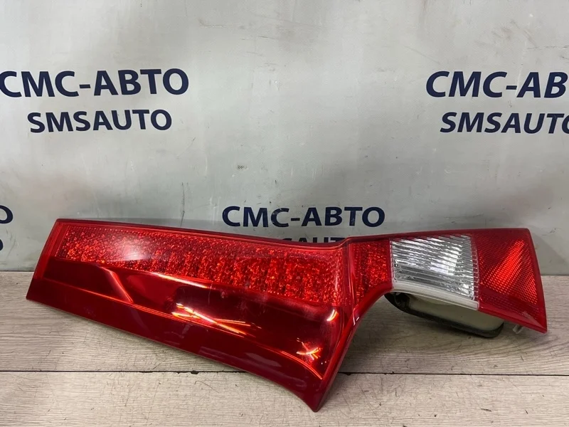 Фонарь крышки багажника Volvo XC70 31395068 ХС70 3.2, задний левый