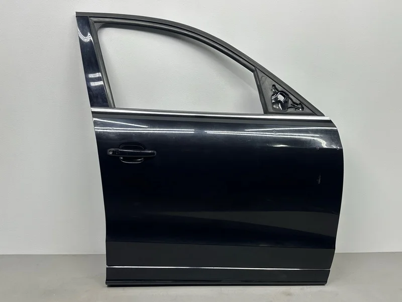 Дверь Audi Q5 8R