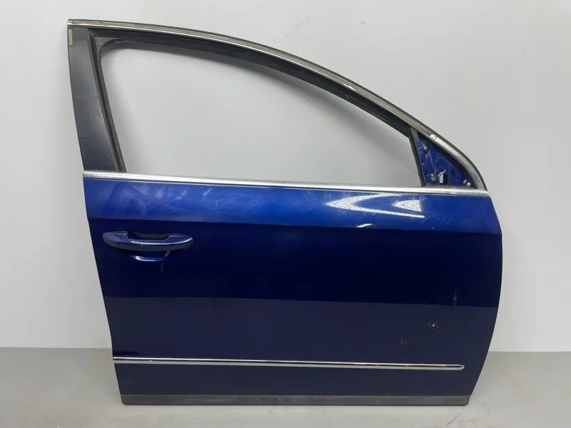Дверь Volkswagen Passat B6