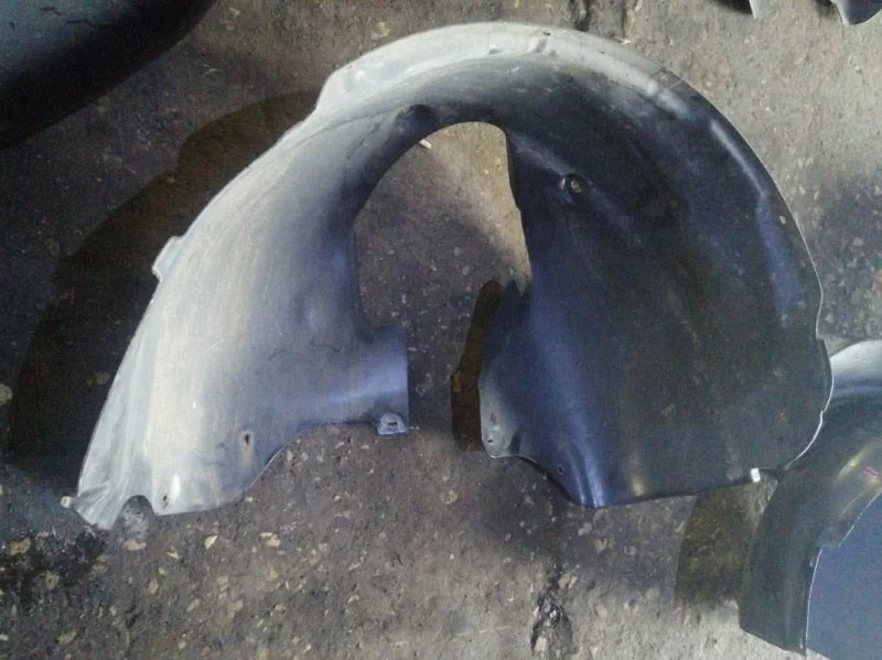 Подкрылок Volkswagen Touareg 2005 7L6
