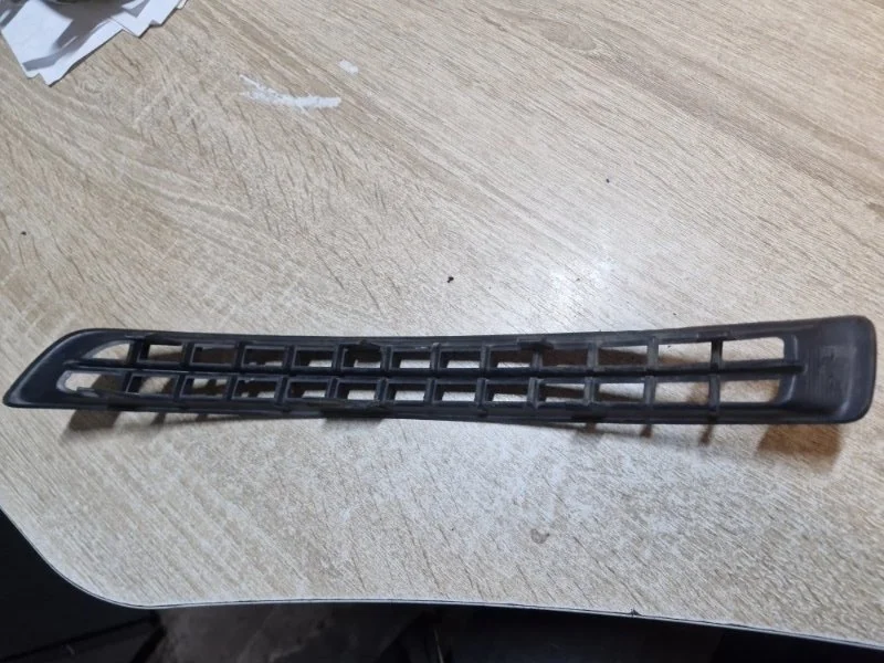 Решетка бампера Volvo xc90 2011