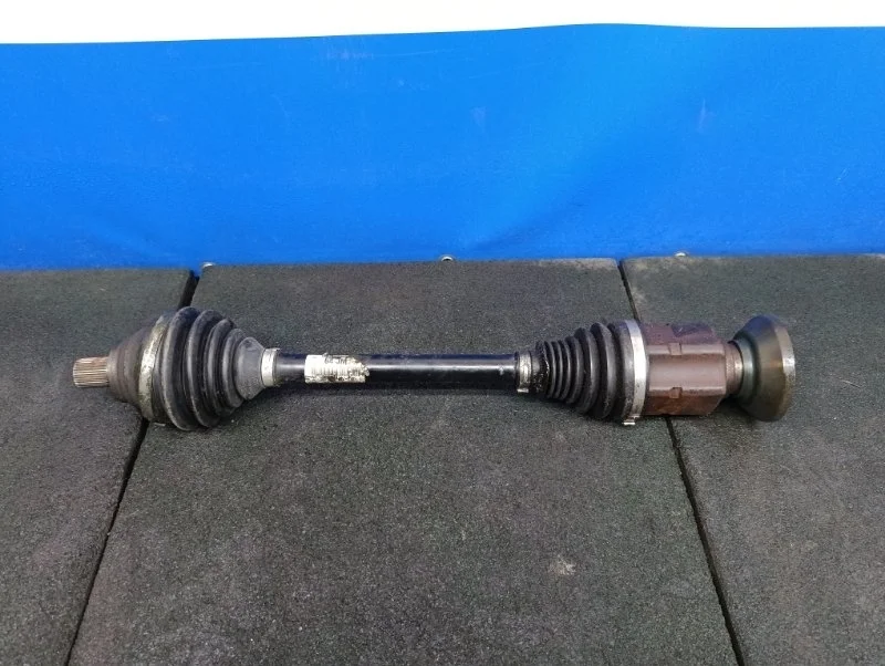 Привод Volkswagen Tiguan 2012 5N0407764J 2.0 CAW, передний правый