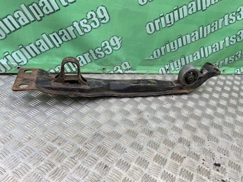 Балка продольная под ДВС Nissan Primera 2001 112402F200 P11(144) CD20 2.0TD