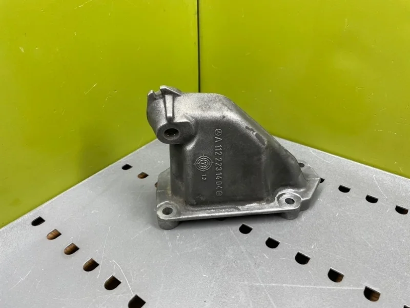 Лапа опоры Mercedes-Benz E-Class 1998 A1122231404 W210 M112 2.4, передняя левая