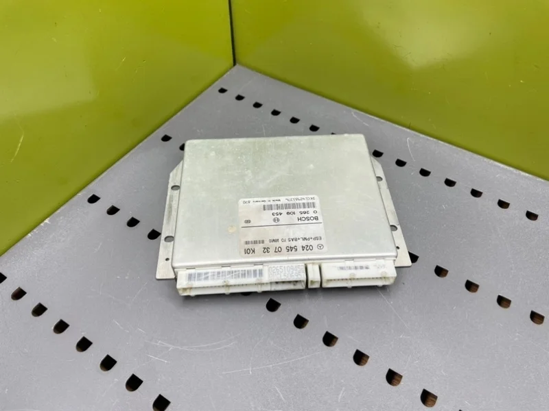 Блок ESP Mercedes-Benz S-Class 1999 0245450732 W220 M112.944 3.2