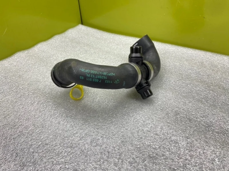 Патрубок BMW 5-series 2015 11537603511 F10 N20B20A 2.8I