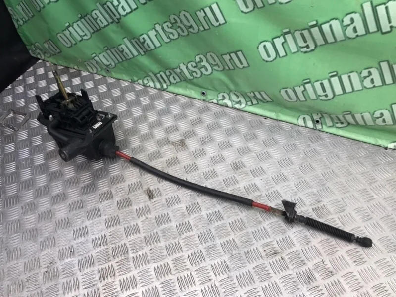 Селектор АКПП Audi A6 2000 4B0713041M C5 AVANT 2.5TDI AKE