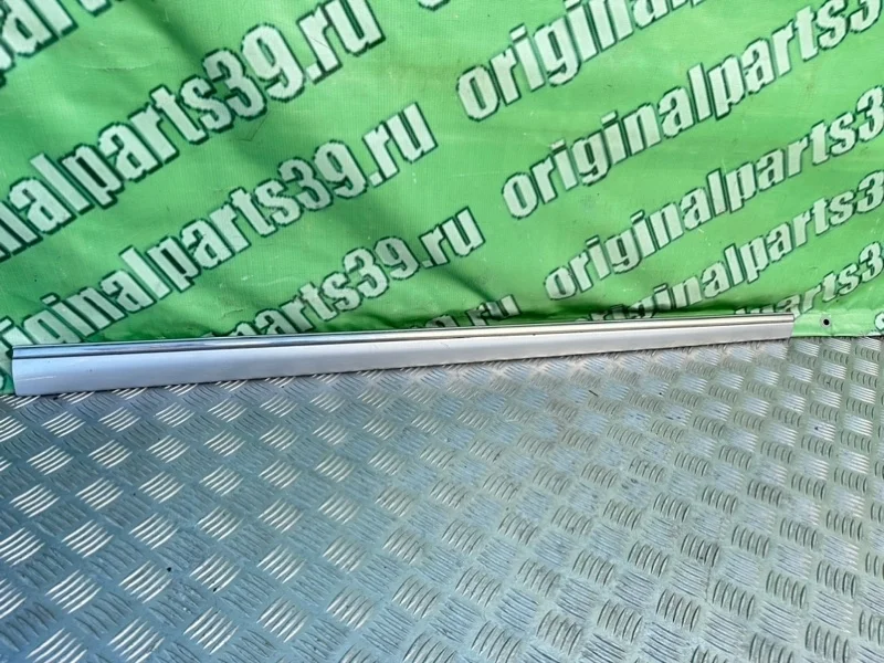 Молдинг двери Mercedes-Benz S-Class 1999 A2206900662 W220 M112.944 3.2, передний правый