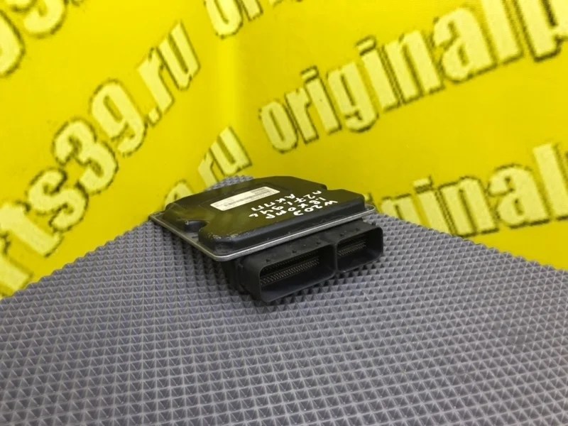 Эбу двигателя Mercedes-Benz C-Class 2003 A2711535579 W203 M271.946